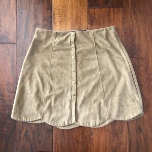 faux suede bottom up skirt!! size medium!!